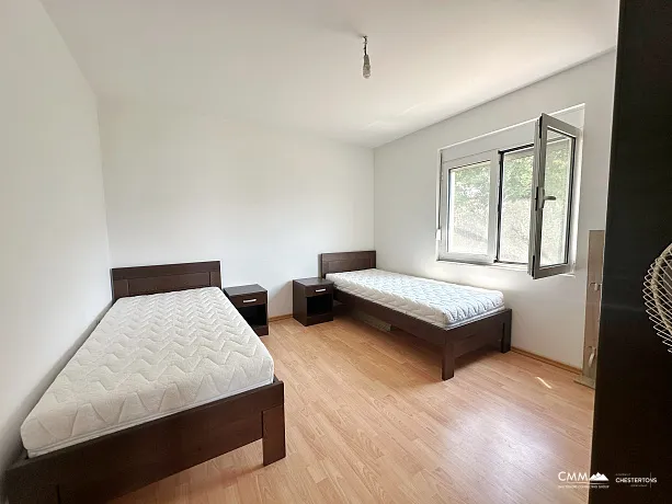 Three storey house with sea view in Zagradje