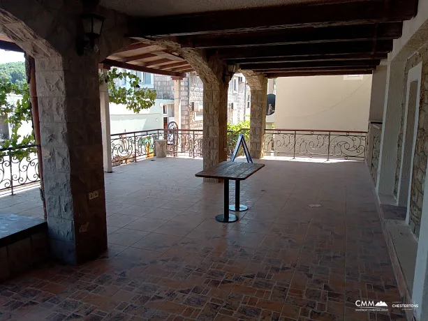 Mini Hotel on Jaz 50 meters from the sea