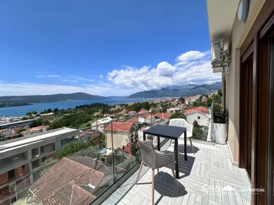 Penthouse 86 sq m with excellent investment potential, new furniture and underground garage