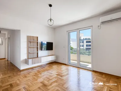 Spacious 64 m² Apartment with Sea View in Bečići