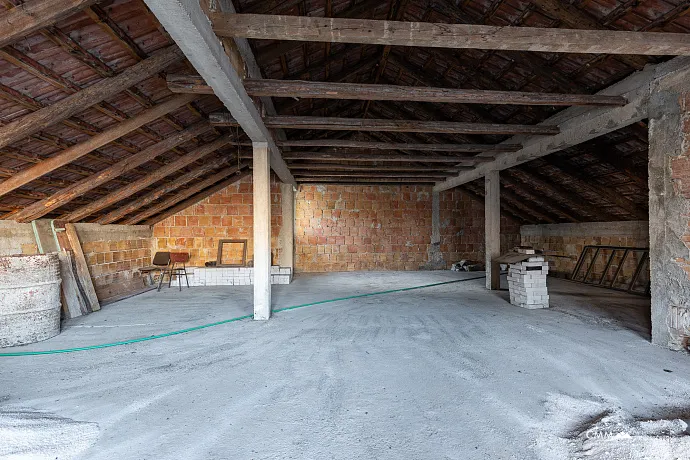 HOUSE FOR SALE – 270 m² – EXCEPTIONAL OPPORTUNITY IN PRČANJ!