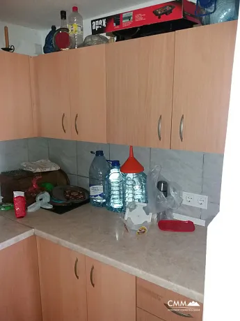 Two-story house in Sutomore