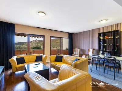 Two-Bedroom Apartment 84 m² in Pržno
