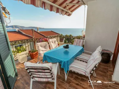 Five-room duplex in Bar near the sea