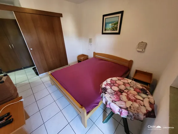 House with apartments in Sutomore