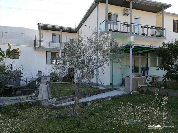 Two houses with a plot