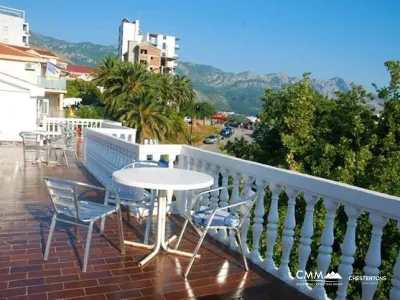 Hotel in Becici