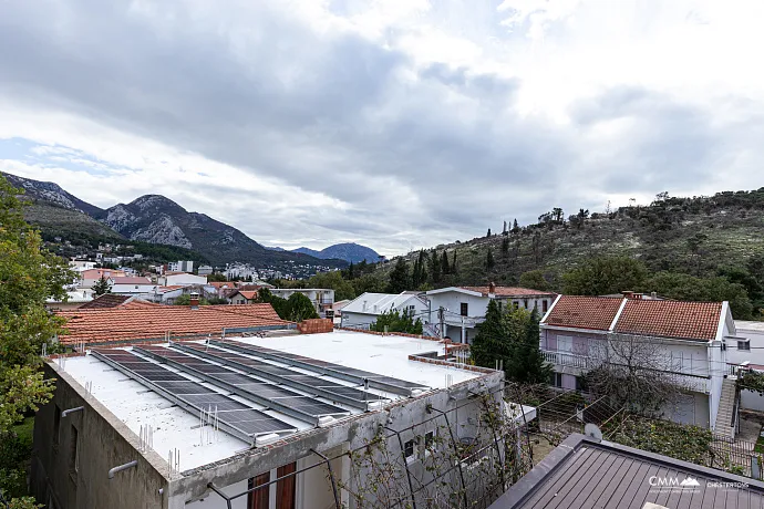 One-bedroom apartment in a prime location in Sutomore