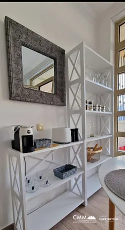 Spacious 2-Bedroom Apartment in Prcanj