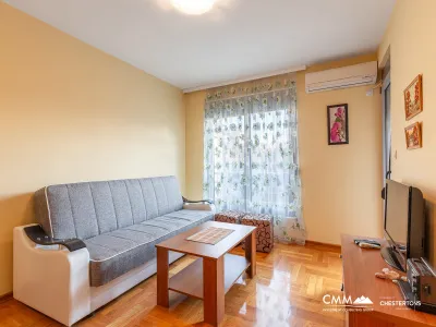 One-bedroom apartment in Becici
