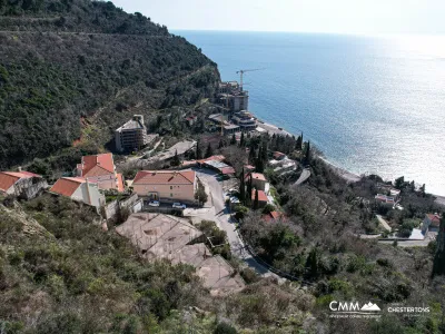 Plot 1580 m2 with project of apart hotel in Rezevici