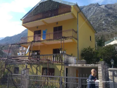 Three-story house in Morinje with a large yard