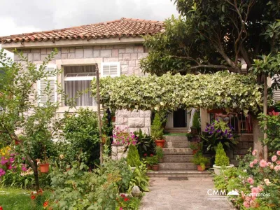 House on the first line from the sea in Herceg Novi