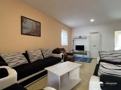 Spacious apartment 54m2 with partial sea views in Herceg Novi, Bijela