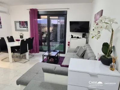 Modern apartment in beautiful Djenovici