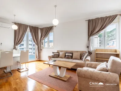 Two-Bedroom Apartment with Sea View in Bečići