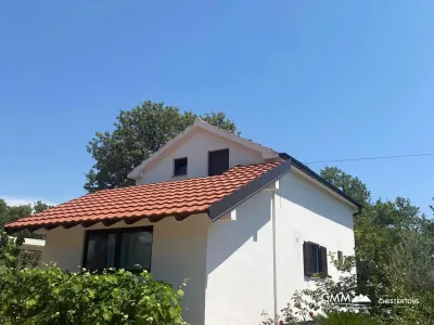 House in a Quiet Neighborhood of Krimovica