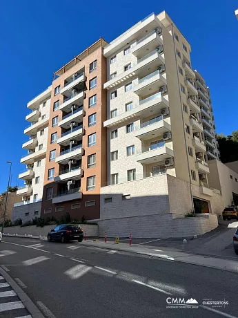 Apartment in a new building in Becici, 200 meters from the sea