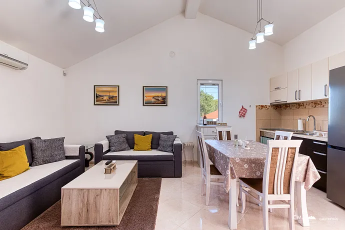 House in Kovači, Kotor