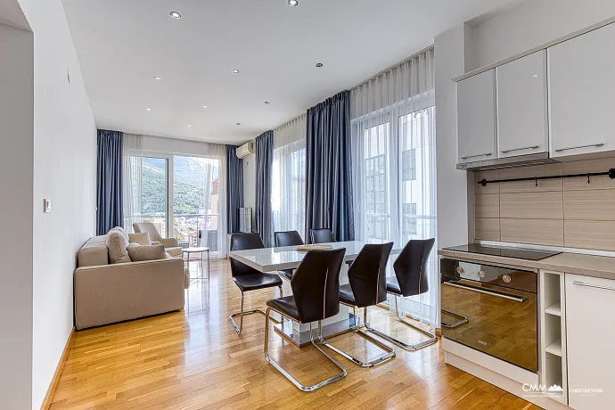 A seaview apartment in Becici