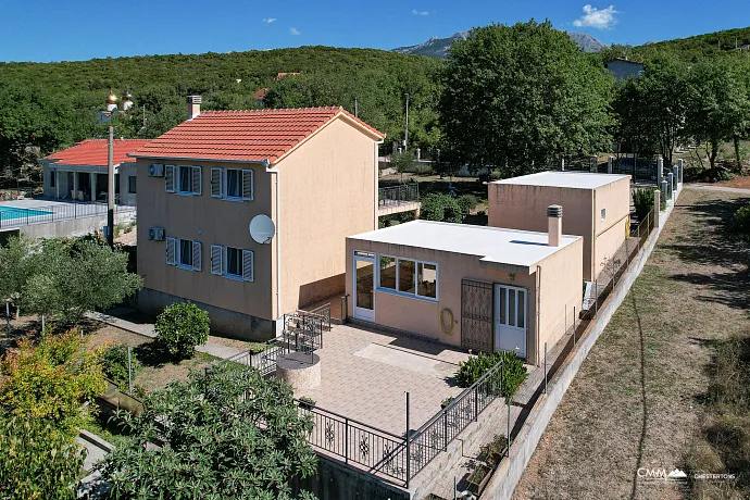 House in Kovači, Kotor