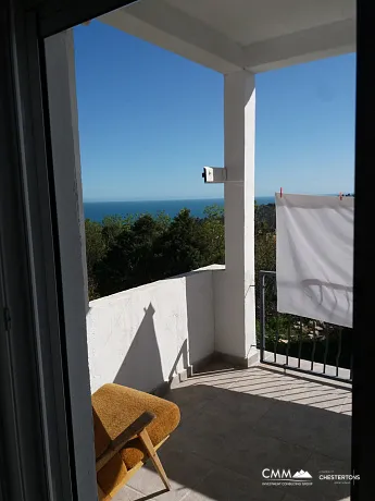 Two-story house in Sutomore