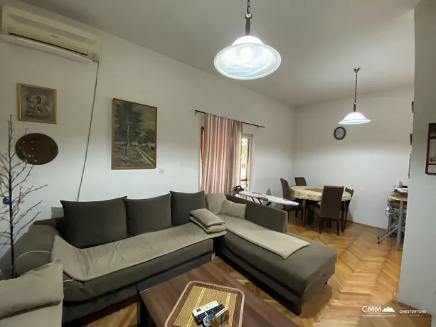 Two-story house for sale in a quiet part of Šušanj
