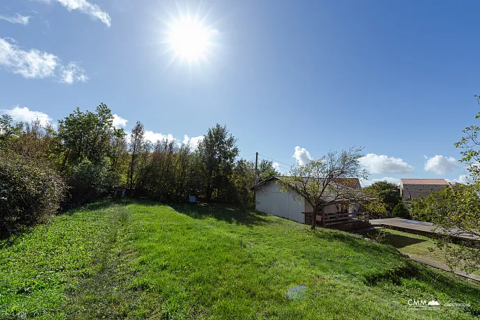 Urbanized Plot with Sea View and Own Water Source – Lapčići, 1,000 m²