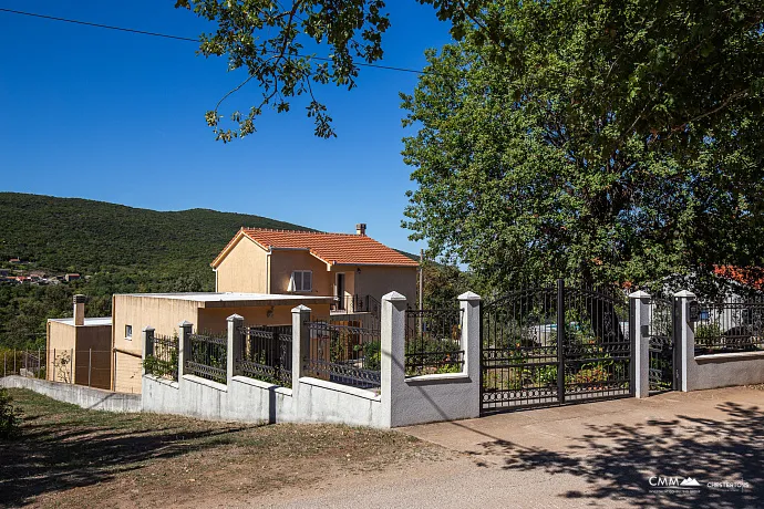 House in Kovači, Kotor