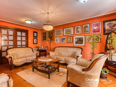 For Sale: Charming House in Bar