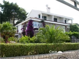 Three-storey house with pool in Lustica