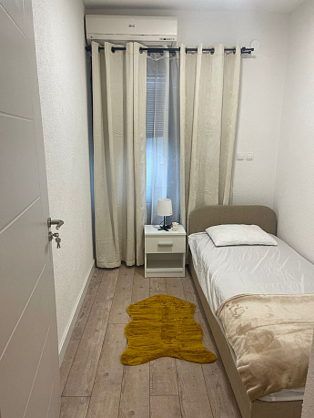 Apartment 100m2 in Herceg Novi, just 230 m from the coast