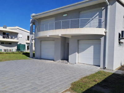 Семейный дом в приватном и тихом окружении