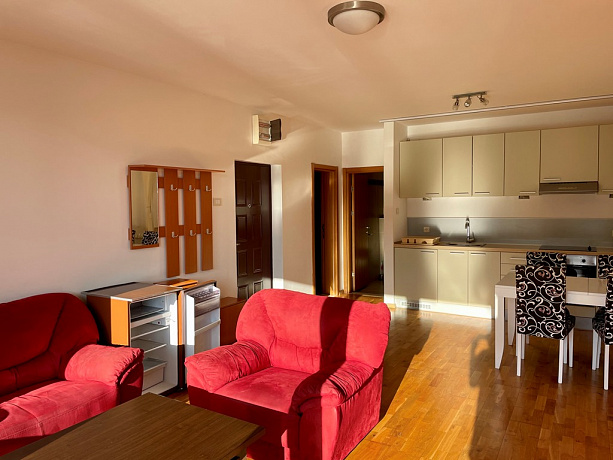Apartment with two bedrooms in a complex with a swimming pool