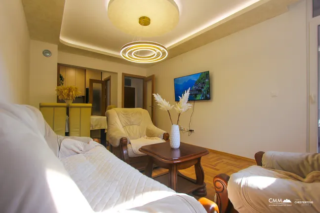 Two apartments with two bedrooms in Budva in a quiet location