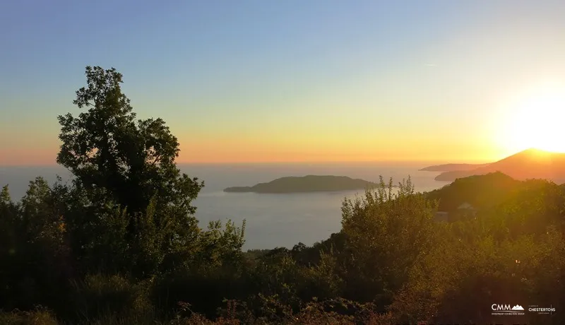 Land in Budva with sea view