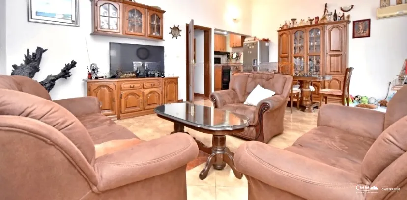 Spacious duplex apartment with a seaview located in the center of Bijela, Herceg Novi.