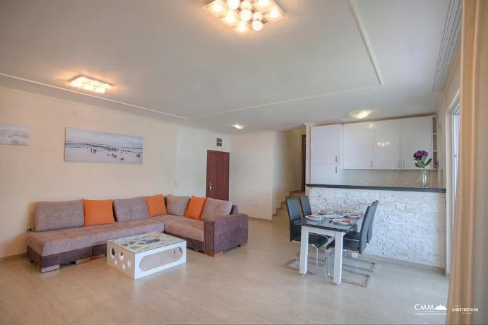 Spacious one-bedroom apartment in Budva with sea view