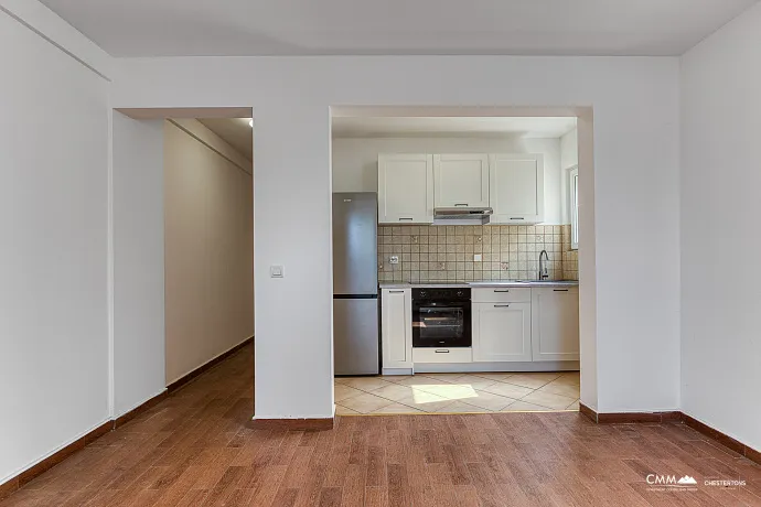 Spacious  1-Bedroom Apartment in Rafailovići