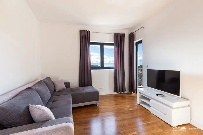 Cozy 2-Bedroom Apartment with Stunning Sea View in Bečići