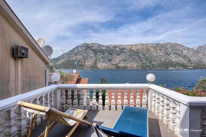 House Just 50 Meters from the Sea – Stoliv