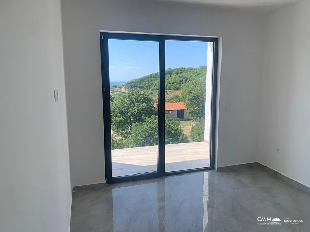 Three Houses for sale in Bar with a sea view