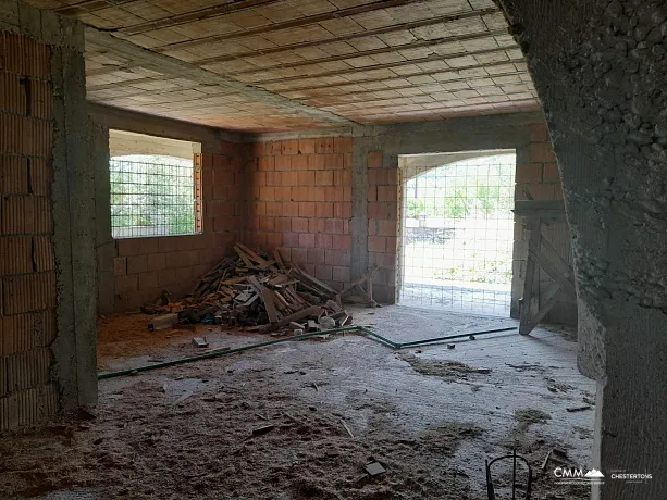 House for sale with a large plot in Cetinje