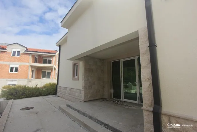 A house with sea and mountine view in Mojdez, Herceg Novi