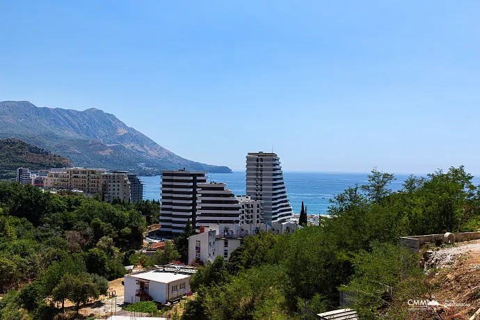 Luxury Apartment in Bečići – Comfort and Prestige Combined