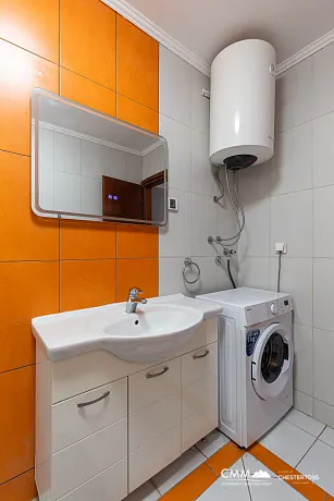 Spacious  1-Bedroom Apartment in Rafailovići