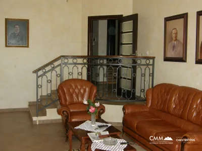 Three-story house in Kavac with a beautiful view of the sea