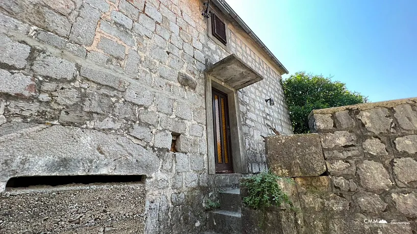 Three houses in the charming village of Klinci on the Lustica peninsula