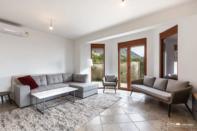 Spacious 3-Story House with Sea View in Blizikuce