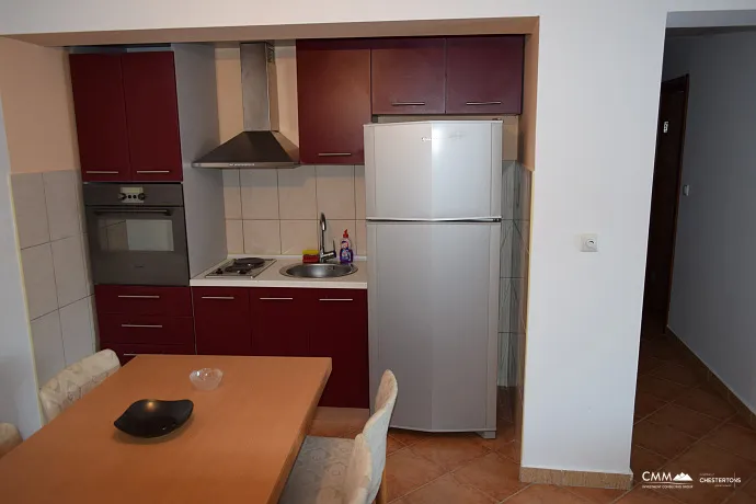 Spacious 3-Bedroom Apartment with Stunning Sea Views